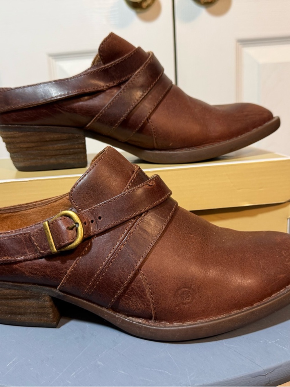 Brown Leather Women's Heeled Mule with Buckle BORN 10M